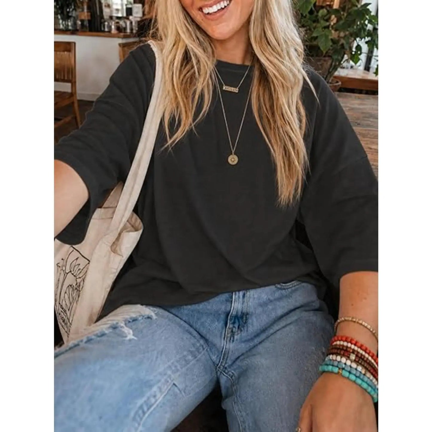 Elevate Your Casual Style with the Flowyair Women's Oversized 3/4 Sleeve T-Shirt – Perfect for Summer Relaxation!